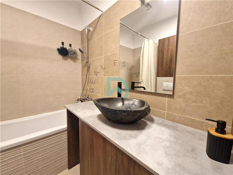 Apartament cu 2 camere decomandat, mobilat în Cristian