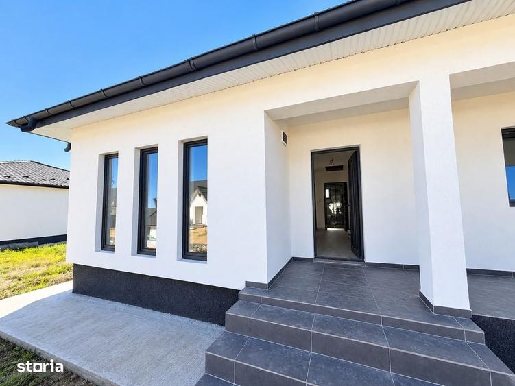 Casă cu 3 camere în Dancu