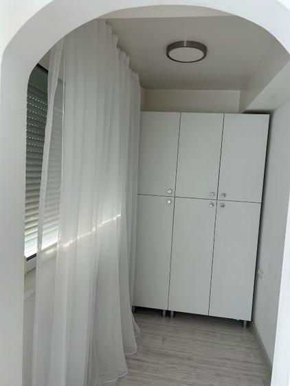 Apartament cu 2 camere semidecomandat, mobilat în Tomis Nord