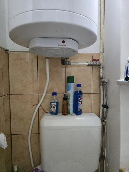 Garsonieră decomandată în Drăgășani