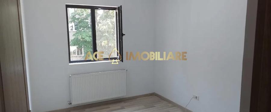 Apartament cu 3 camere semidecomandat, mobilat în Rahova