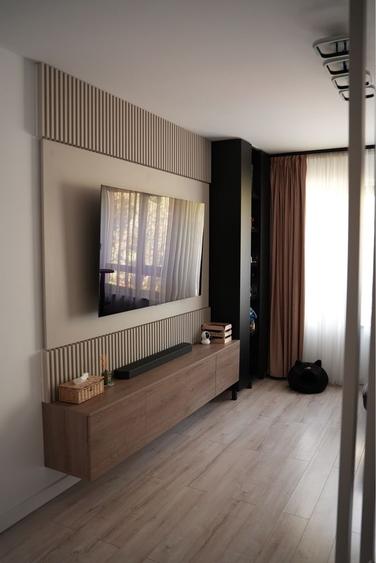 Apartament cu 3 camere decomandat în Valea Adâncă