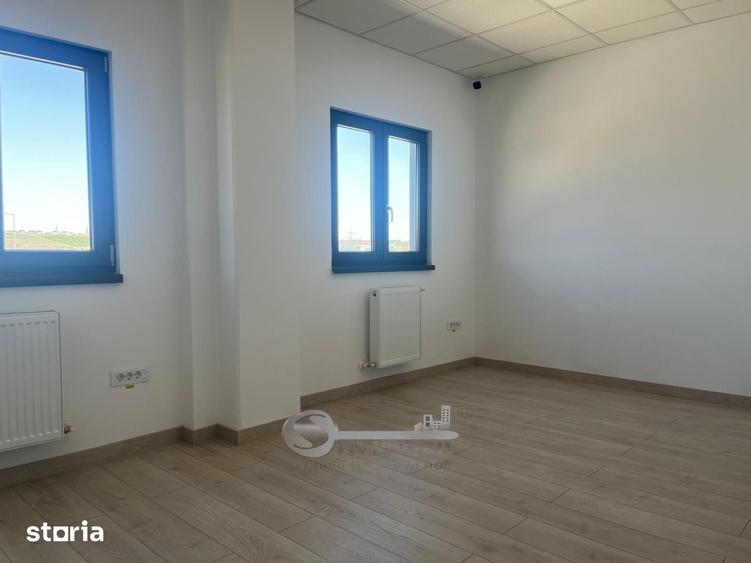 Spațiu comercial, de 160 mp, în Miroslava
