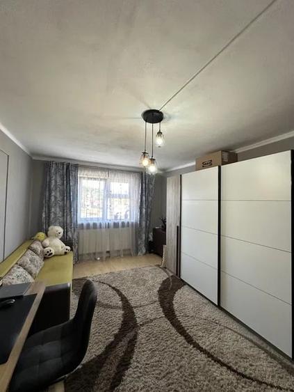 Apartament cu 2 camere semidecomandat în Gară