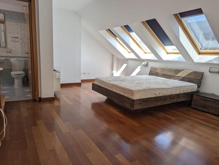Penthouse cu 3 camere decomandat, mobilat în Domenii