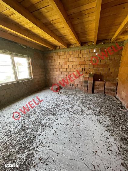 Casă cu 5 camere cu Teren 4499 Mp în Vâlcele