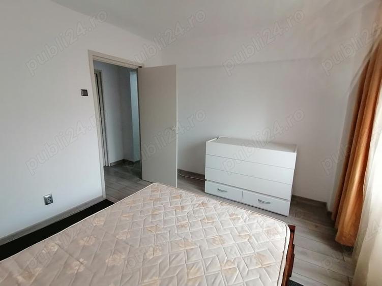 Apartament cu 2 camere decomandat în Traian