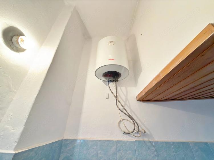 Apartament cu 2 camere semidecomandat în Drăgășani
