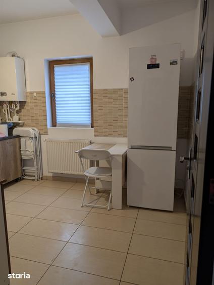 Apartament cu 2 camere, mobilat în Central
