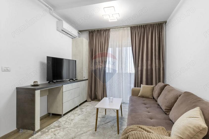 Apartament cu 2 camere semidecomandat, mobilat în UTA