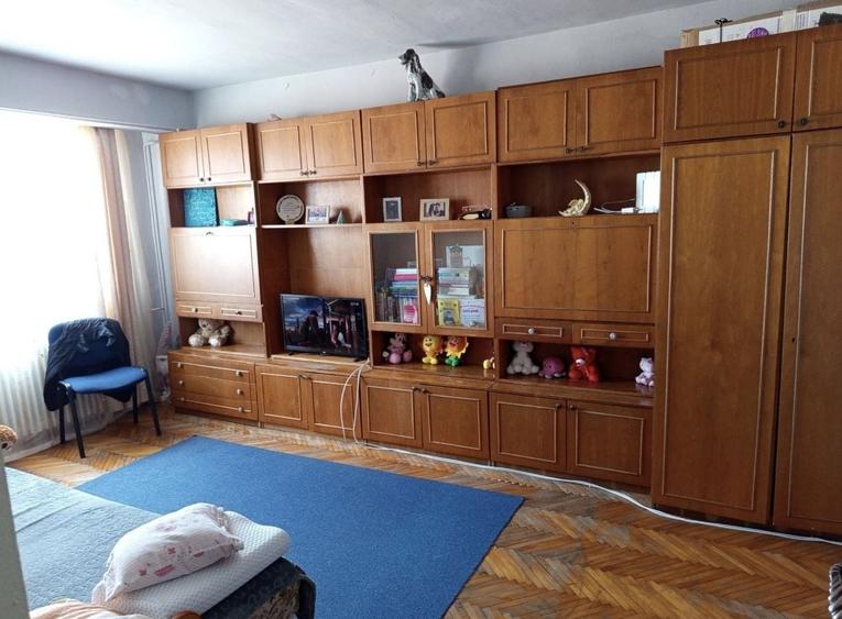 Apartament cu 2 camere decomandat în Iosia