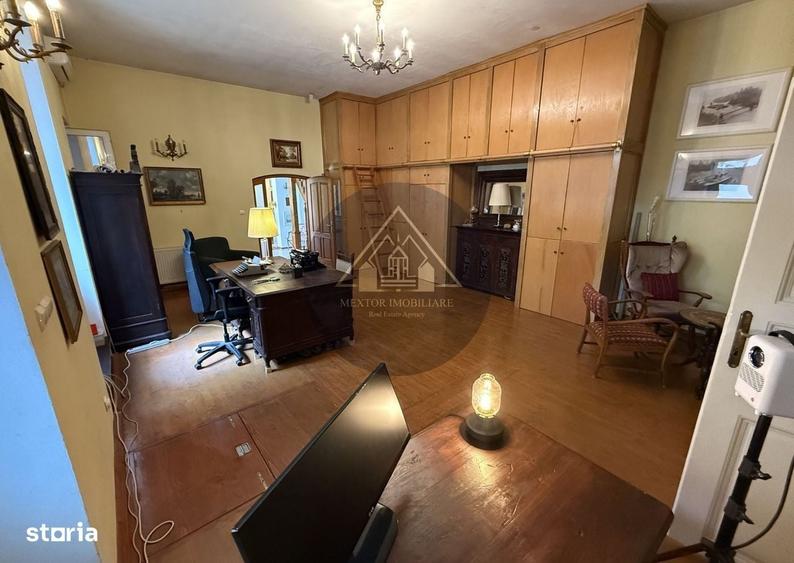 Casă cu 4 camere cu Teren 1211 Mp în Central