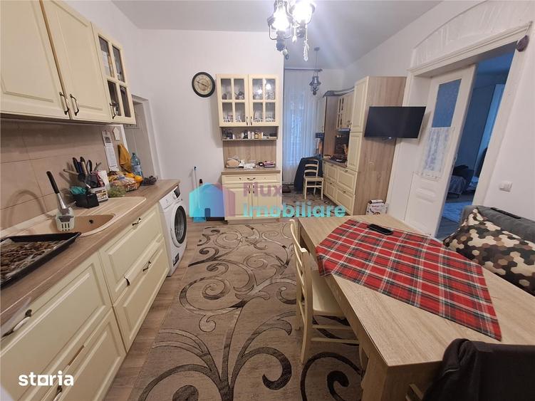 Casă cu 3 camere cu Teren 286 Mp în Central