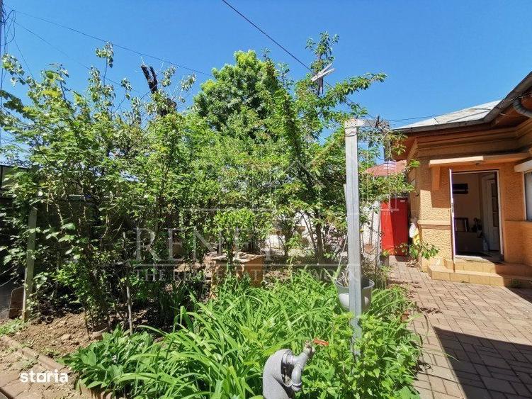 Casă cu 3 camere cu Canalizare în Rahova