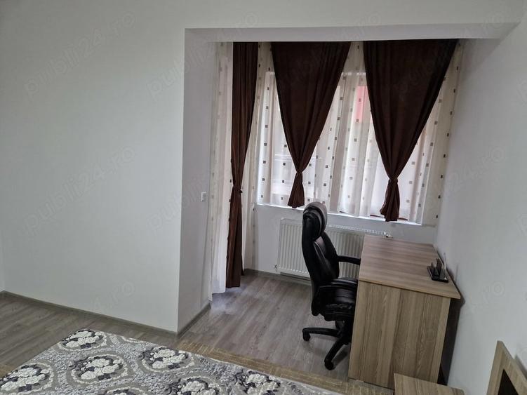 Apartament cu 2 camere semidecomandat în Metalurgiei