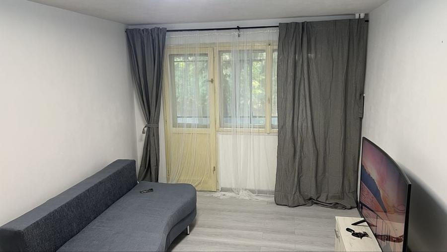 Apartament cu 2 camere semidecomandat în Mărăcineni