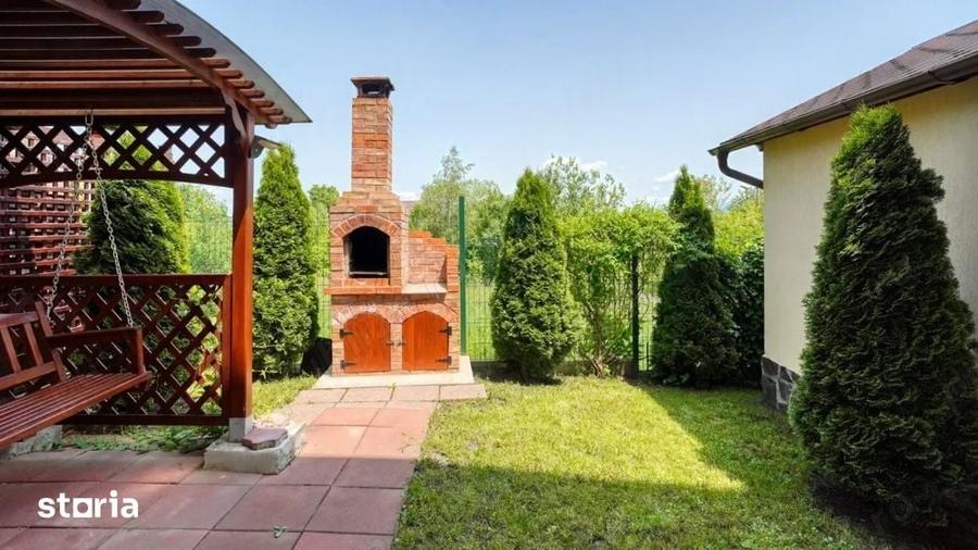 Casă cu 1 camere cu Teren 330 Mp în Bran
