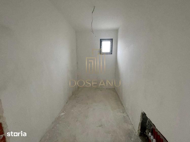 Casă cu 5 camere cu Canalizare în Sânmartin