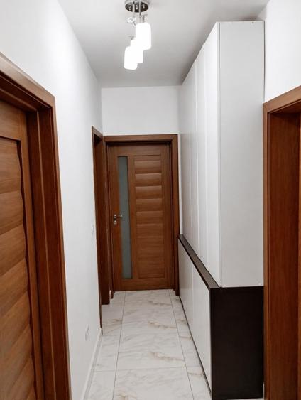 Apartament cu 2 camere decomandat în Intim