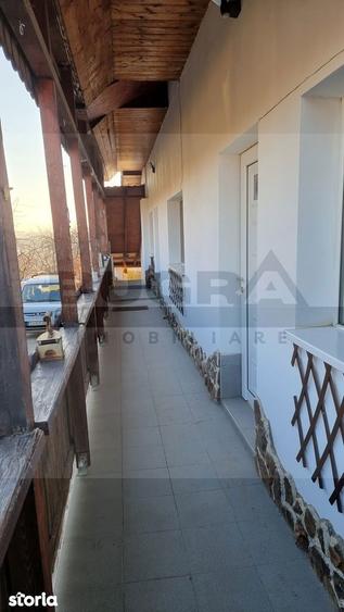 Casă cu 5 camere cu Canalizare în Dâmbul Rotund