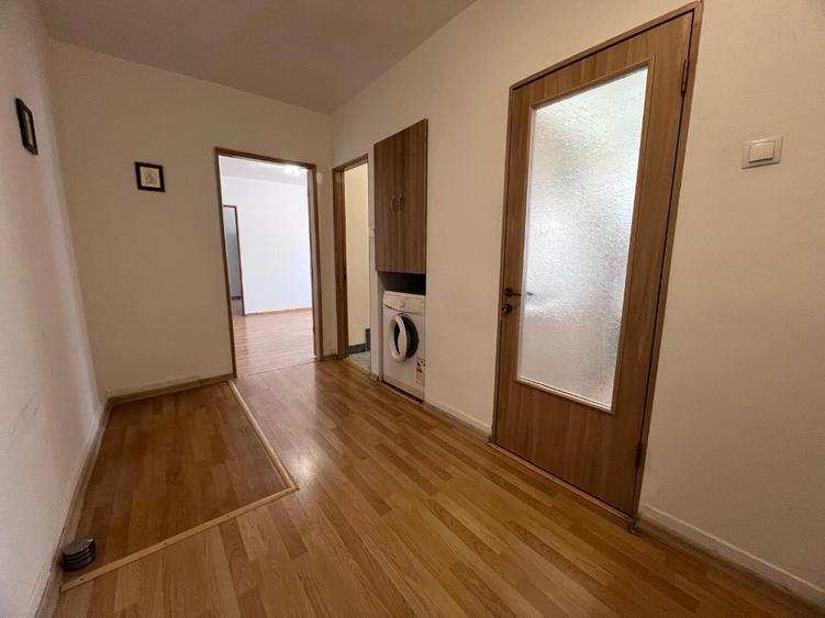 Apartament cu 2 camere semidecomandat în Ultracentral