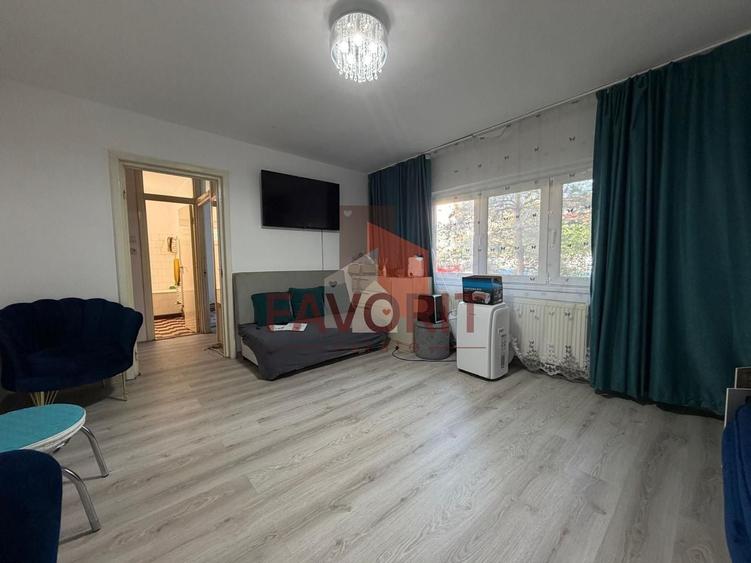 Apartament cu 2 camere semidecomandat în Aradului
