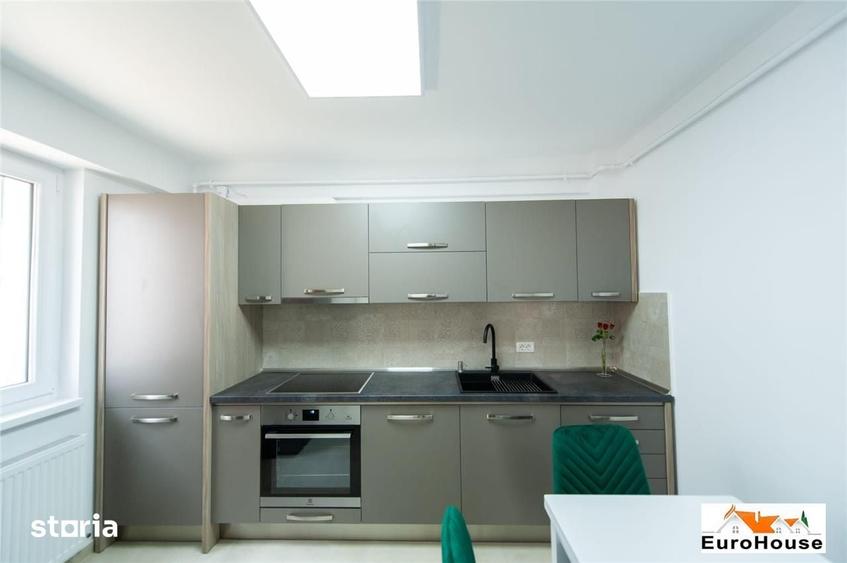 Apartament cu 3 camere decomandat în Cetate