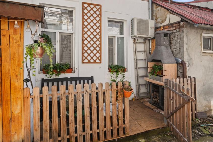 Casă individuală cu 2 camere cu Canalizare în Polonă