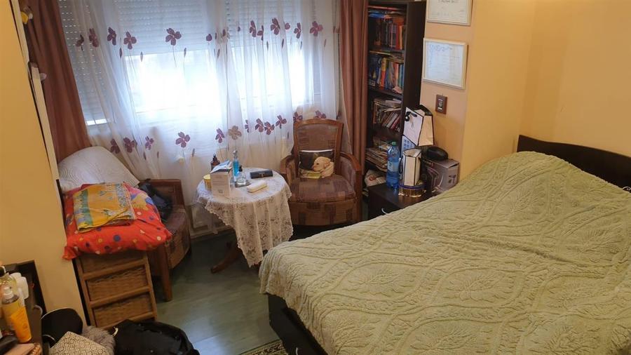 Apartament cu 3 camere decomandat, mobilat în Apollo