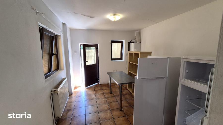 Casă cu 2 camere cu Teren 98 Mp în Parcul Carol
