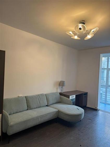 Apartament cu 2 camere decomandat, mobilat în Centru Civic