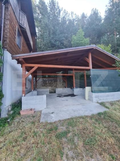Casă individuală cu 4 camere cu Teren 2400 Mp în Micești