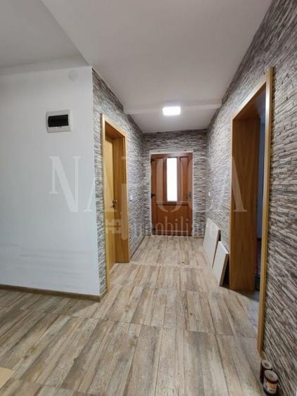 Casă individuală cu 5 camere cu Canalizare în Apahida