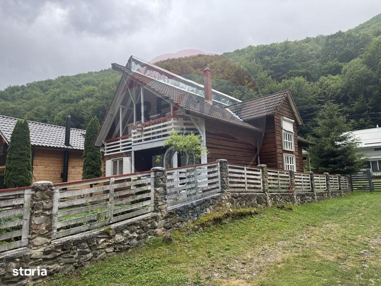 Casă cu 4 camere în Feleacu