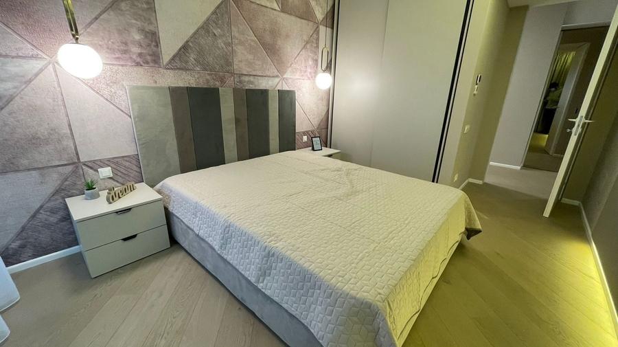 Apartament cu 3 camere decomandat, mobilat în Cotroceni