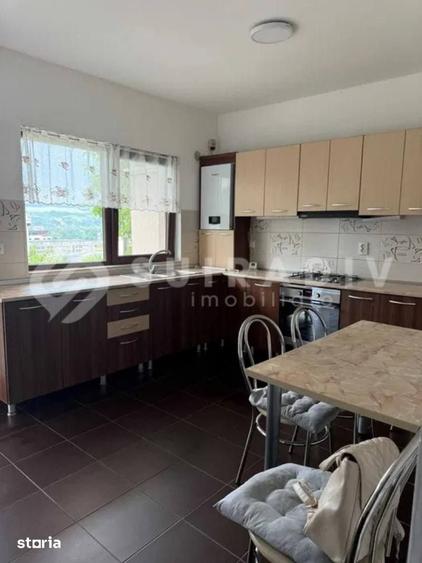 Casă cu 5 camere cu Teren 60 Mp în Florești