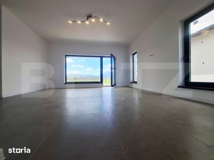 Casă cu 5 camere cu Teren 500 Mp în Central