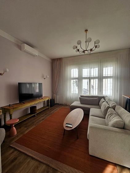 Apartament cu 2 camere semidecomandat în Central