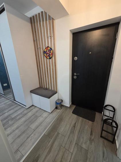 Apartament cu 2 camere decomandat, mobilat în Berceni