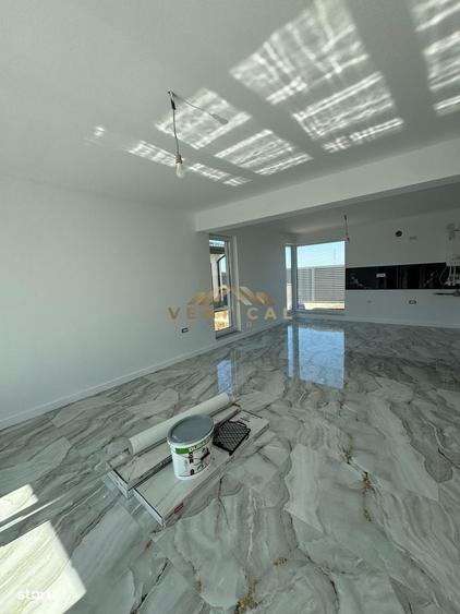 Casă cu 3 camere cu Teren 375 Mp în Vidra