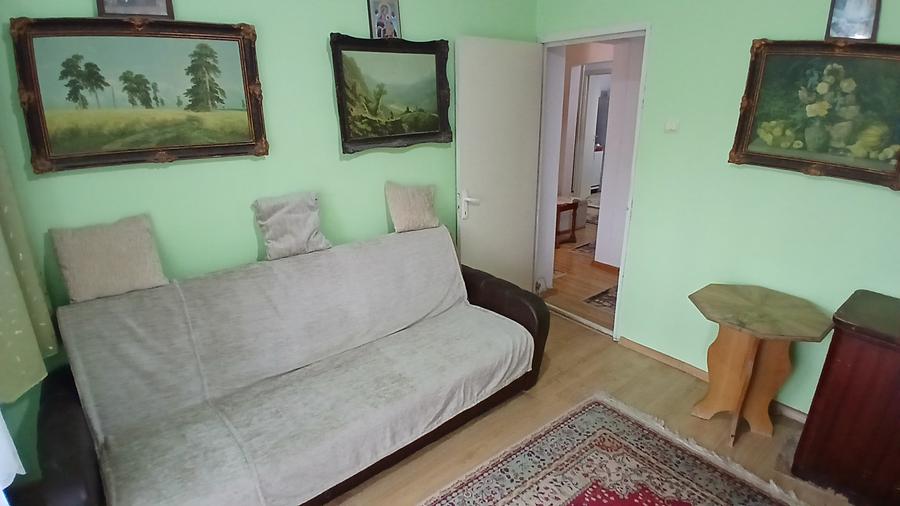 Apartament cu 4 camere decomandat, mobilat în Nord