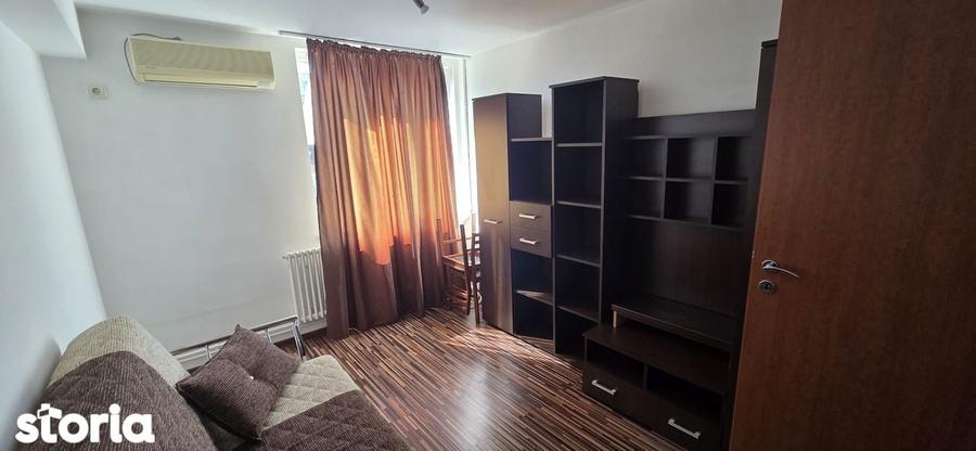 Apartament cu 2 camere decomandat în Olimpia-Stadion