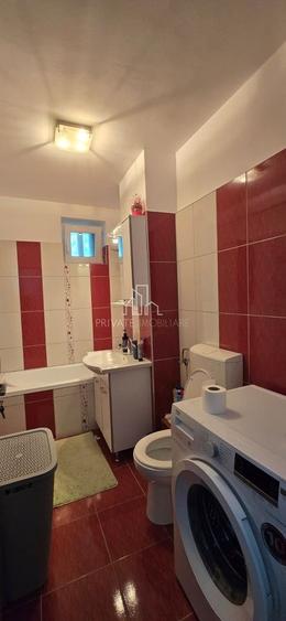 Apartament cu 3 camere decomandat în Est