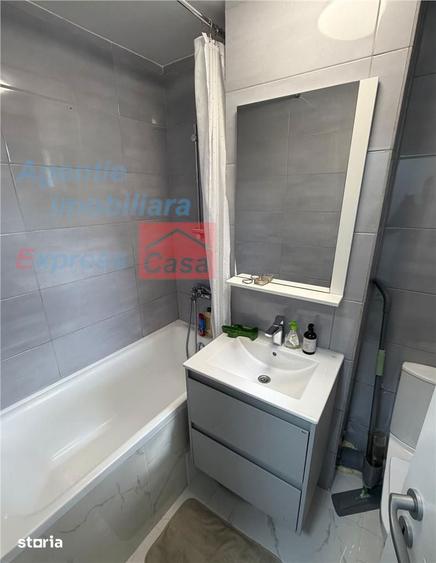 Apartament cu 2 camere decomandat, mobilat în Tudor Vladimirescu
