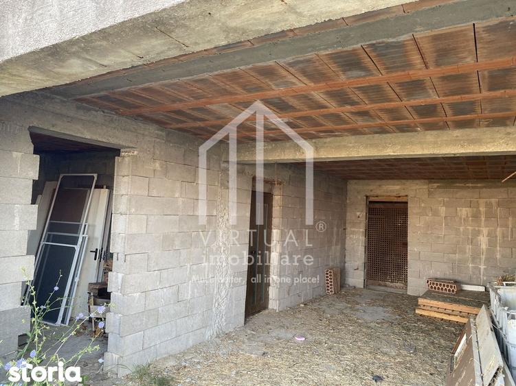 Casă cu 5 camere cu Teren 496 Mp în Șura Mare