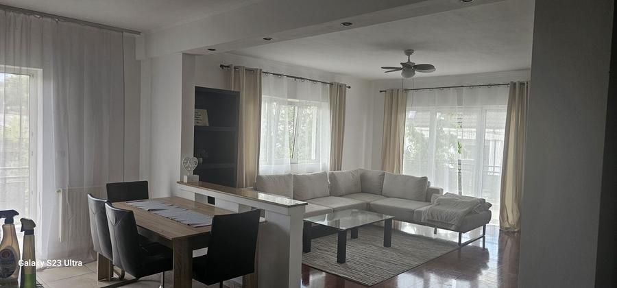 Apartament cu 3 camere decomandat în Zorilor