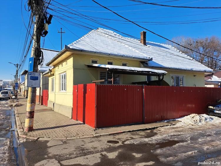 Spațiu comercial, de 100 mp, în Central