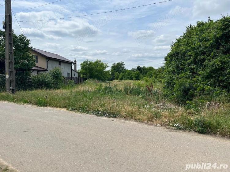 Teren de 4430 mp, în Snagov