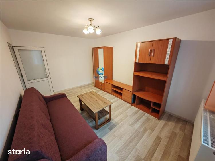 Apartament cu 3 camere decomandat, mobilat în Astra