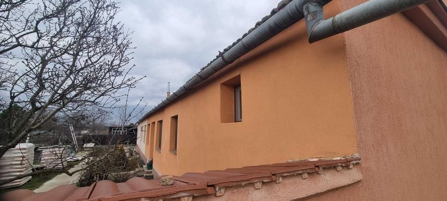 Casă cu 4 camere în Dudeștii Vechi